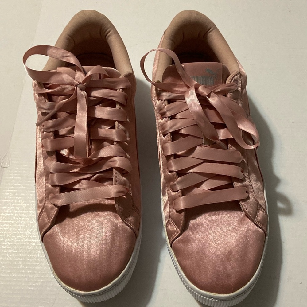Puma Vikky Platform Sneakers